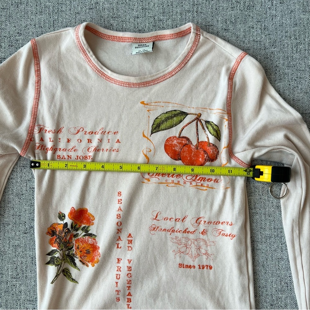 Urban Outfitters Cherries Fruit Top Size XS 100% Cotton - Picture 12 of 16